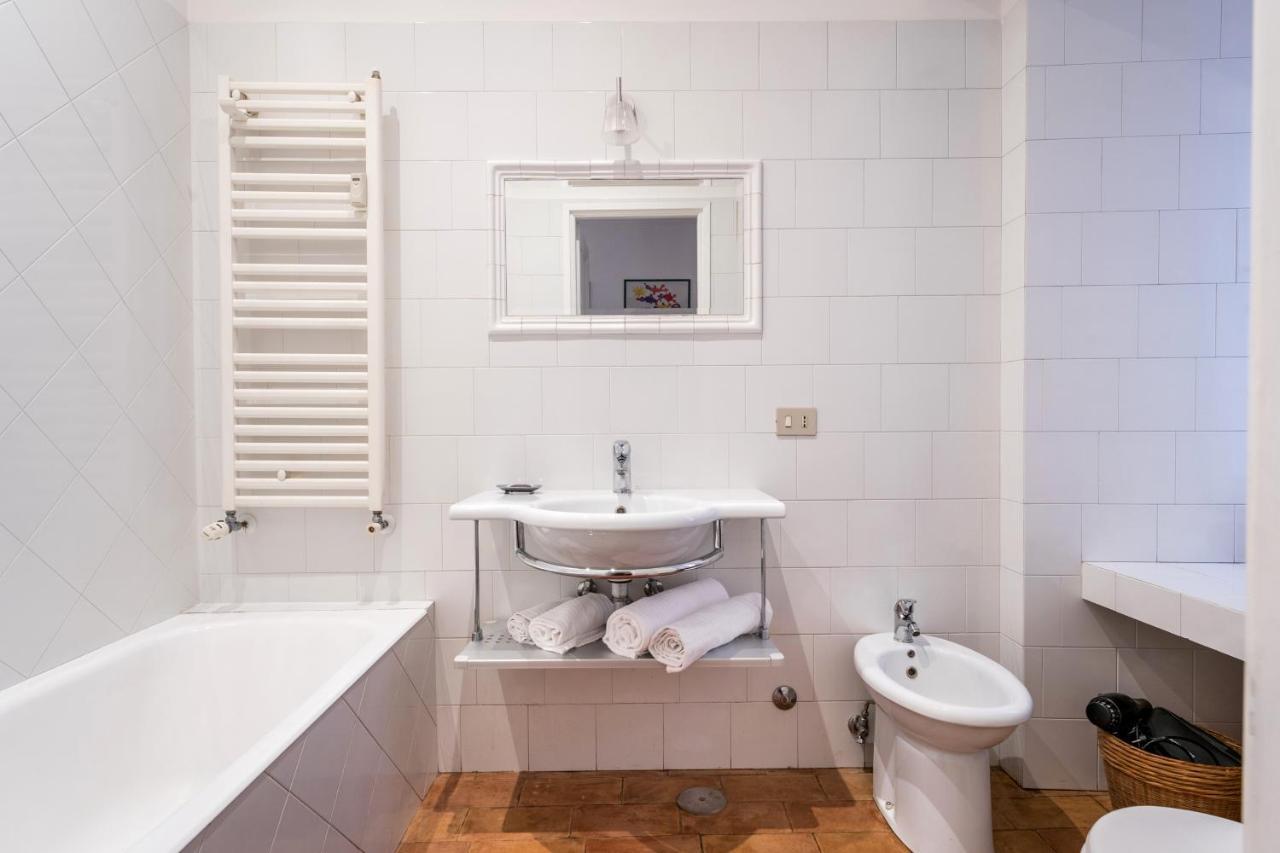 Maison Regola, Styilish Apt In Campo De Fiori Rome Exterior photo